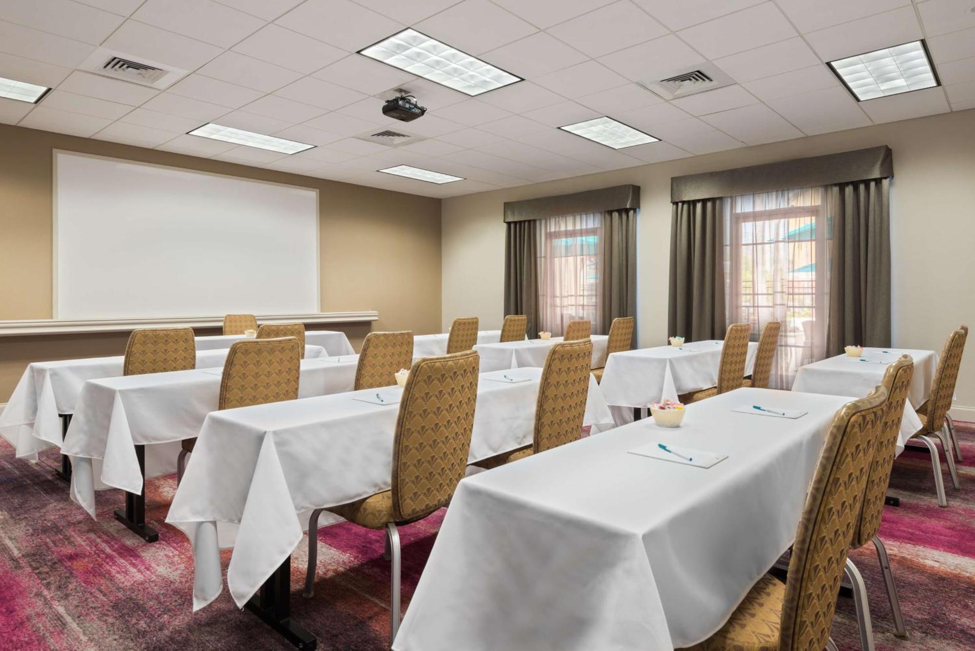 Homewood Suites By Hilton Orlando-Ucf Area Alafaya Eksteriør bilde